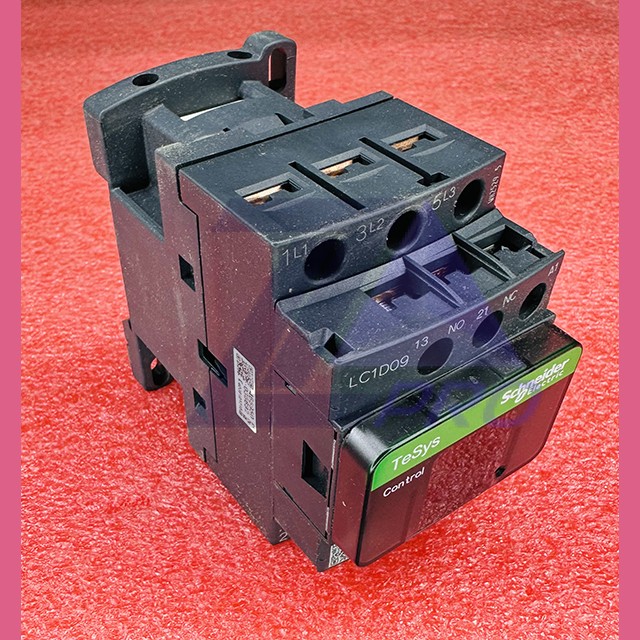 Контактор 3P 1NO+1NC 9A 110Vac TeSys LC1D09F7 Schneider Electric
